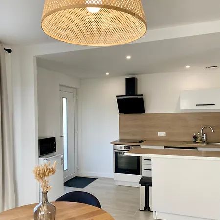 Charmante Maison, Lumineuse. * Castelnau-dʼEstrétefonds