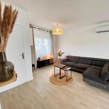 Charmante Maison, Lumineuse. Feriehus Castelnau-dʼEstrétefonds